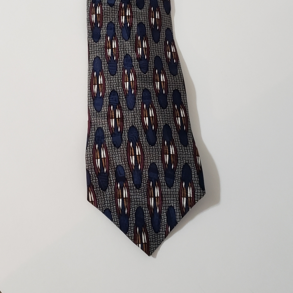 Martin Wong Napa Ca 100% Silk Tie